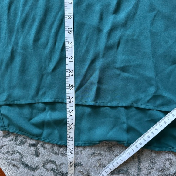 NWT MICHAEL KORS Petite Large Atlantic Blue Roll-Tab Blouse - Picture 6 of 12